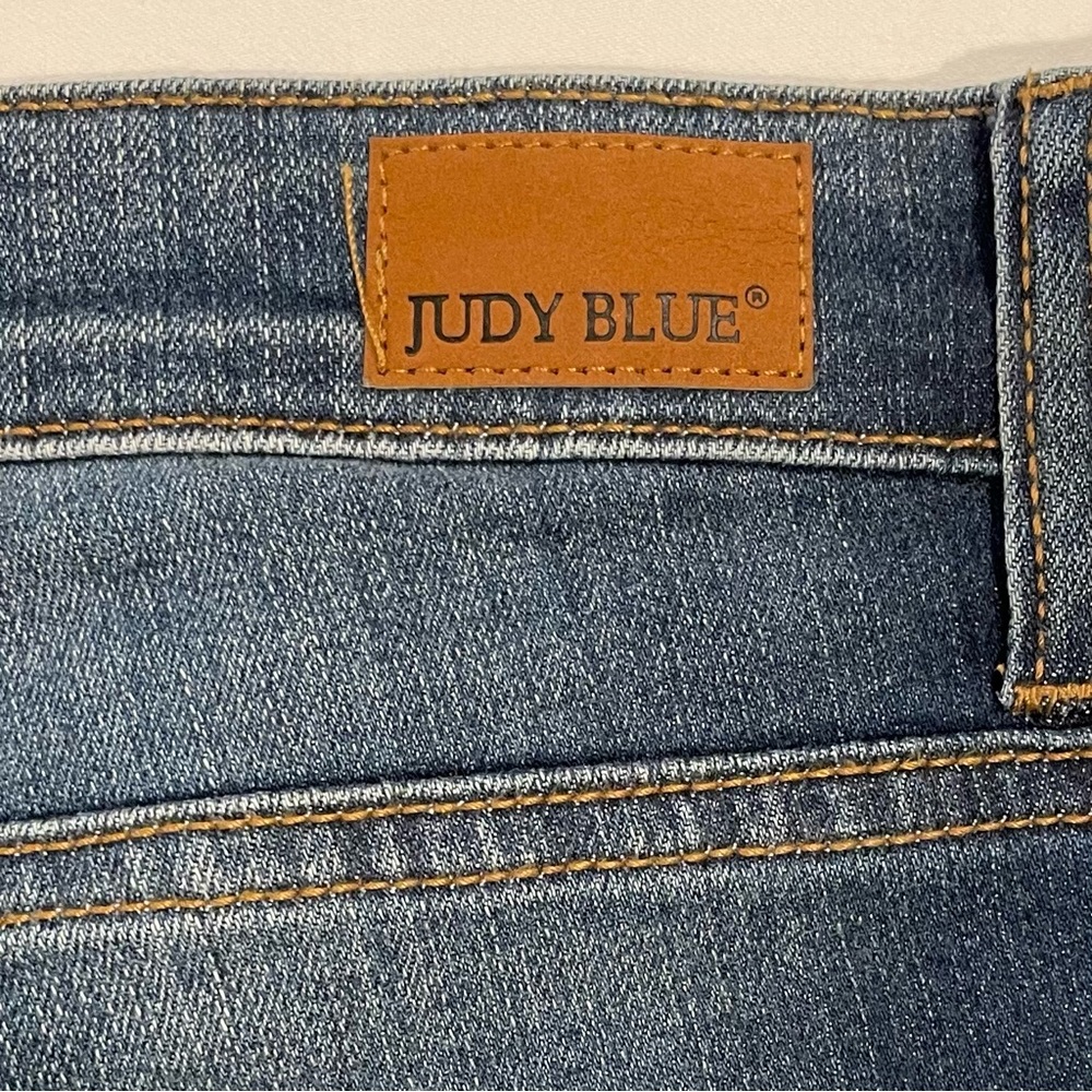 Judy Blue Boyfriend Fit Jeans Womens 15/32 Mid Rise Distressed Medium JB8284md - Picture 4 of 5
